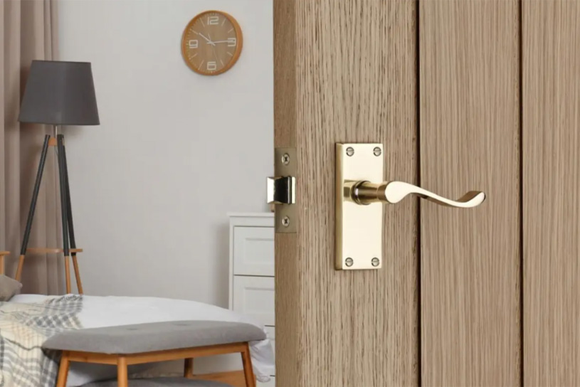 انواع قیمت دستگیره درب چوبی