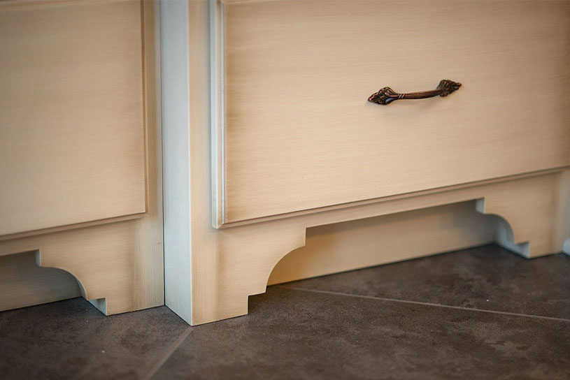 انواع پایه کابینت آشپزخانه