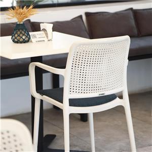 nazari-Monica-P493-7