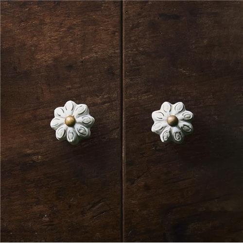 دستگیره کمد گرد گلدار  زاراهوم 3399Cream