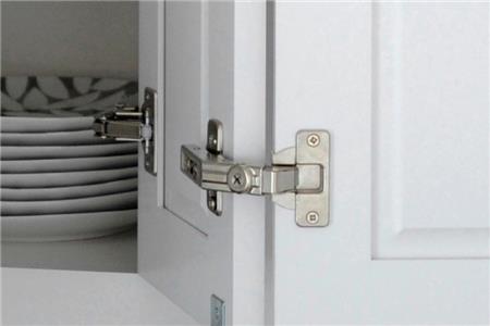 آشنایی با انواع لولا درب کابینت و کاربرد آن‌ها